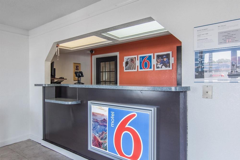 Motel 6 Hope, Ar Luaran gambar