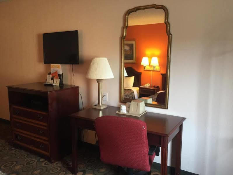 Motel 6 Hope, Ar Luaran gambar
